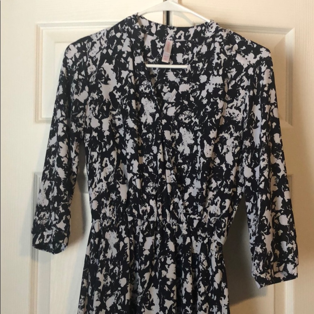 Navy & white 3/4 sleeve dress size XS XHILARATION